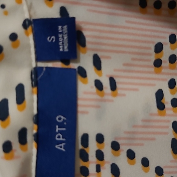 Apt. 9 Abstract Pattern Sleeveless Shirt - Pink and Black - Picture 3 of 3